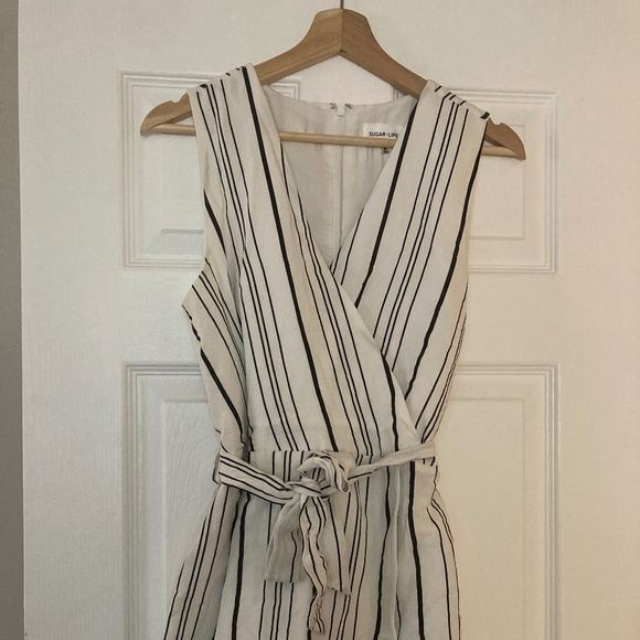 Sugarlips Black and White Striped Romper Casual Wedding Brunch - Picture 1 of 4